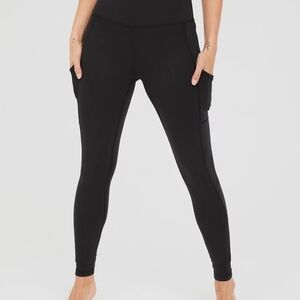 Offline By Aerie The Hugger High Rise Pocket Leggings